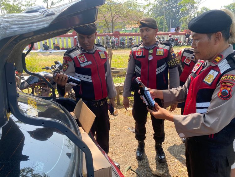 Deklarasi Paguyuban CB Kota Ukir, Polisi Sita Ratusan Botol Miras