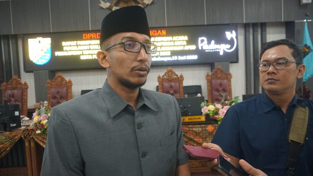 DPRD Dorong Pemeliharaan Tanggul Raksasa untuk Jangka Panjang