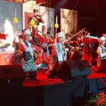 Saksikan Pementasan Perang Kuning, Ribuan Warga Padati Alun-alun Lasem