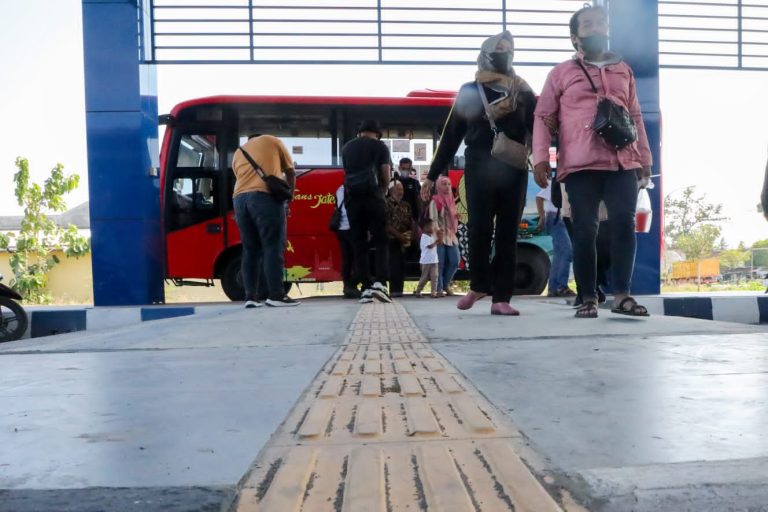Manjakan Penumpang, BRT Trans Jateng Purworejo-Magelang Diberangkatkan dari Terminal Kutoarjo