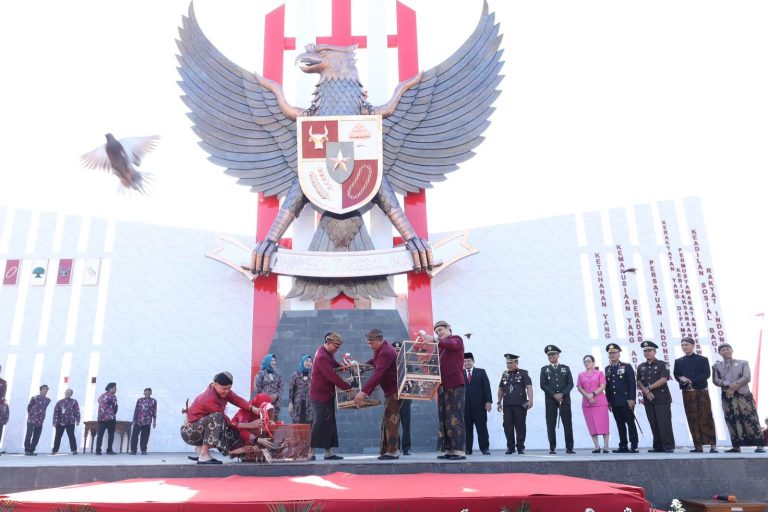 Memperingati Hari Lahir Pancasila, Ganjar Ajak Kades Gali Sejarah Desa
