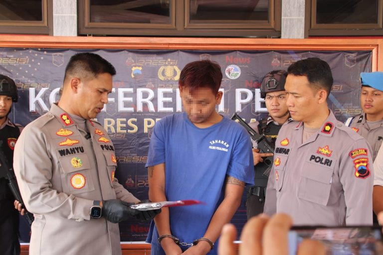 Peras Korban dan Ancam dengan Sajam, Pemuda Karangdadap Ditangkap Polisi