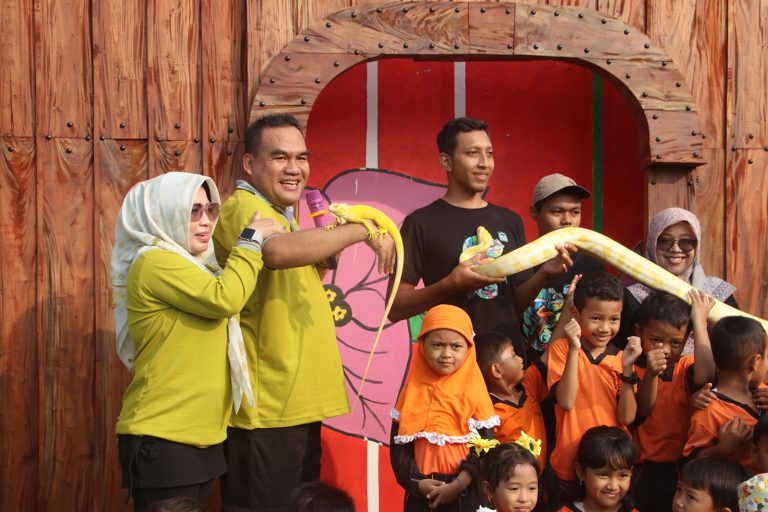 Eks Gedung Sasana Bakti, Kini Dipermak Jadi Taman Kota I Love Blora