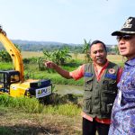 Bupati Tinjau Kali Londo, Panjang Kali yang Dinormalisasi, 1,5 Km Lebih Pendek dari Target