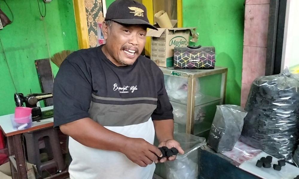 Beromzet Rp 500 Juta Per Bulan, Arang Batok Kelapa Bang Jali Tembus Pasar Ekspor