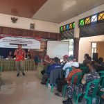 Kunjungi Daerah Terluar, Bakesbangpol Sosialisasi Undang-undang Pemilu di Kampung Laut