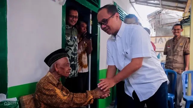Wali Kota Magelang Serahkan RTLH Warga yang Sudah Diperbaiki Baznas