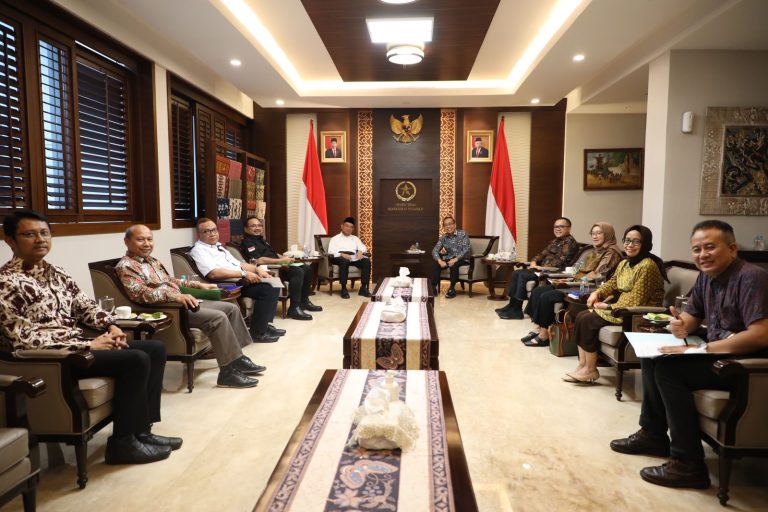Pemerintah Bahas Alternatif Libur Iduladha Jadi Dua Hari
