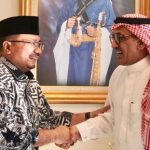 Bahas Keterlambatan Saudia Airlines, Menag Yaqut Bertemu Dubes Arab Saudi