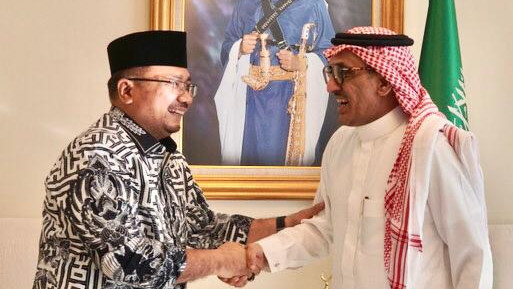 Bahas Keterlambatan Saudia Airlines, Menag Yaqut Bertemu Dubes Arab Saudi