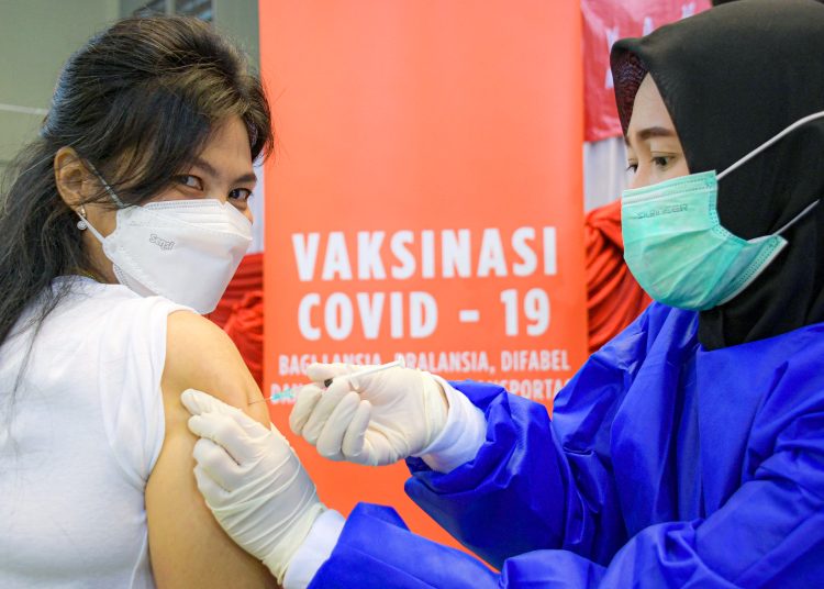 Status Darurat Dicabut, Kemenkes Libatkan Ahli Rumuskan Vaksinasi dan Isoman Covid-19