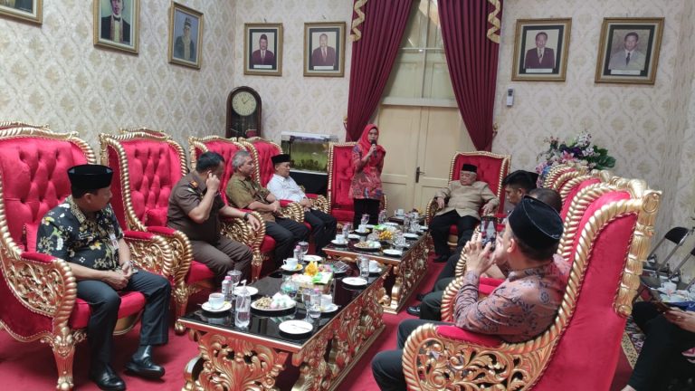 Sesepuh Kadilangu Minta Bupati Demak Memindahkan SDN 1 Kadilangu