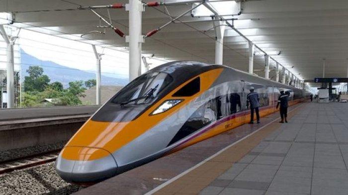 KCJB saat uji coba di Stasiun Tegalluar, Kabupaten Bandung