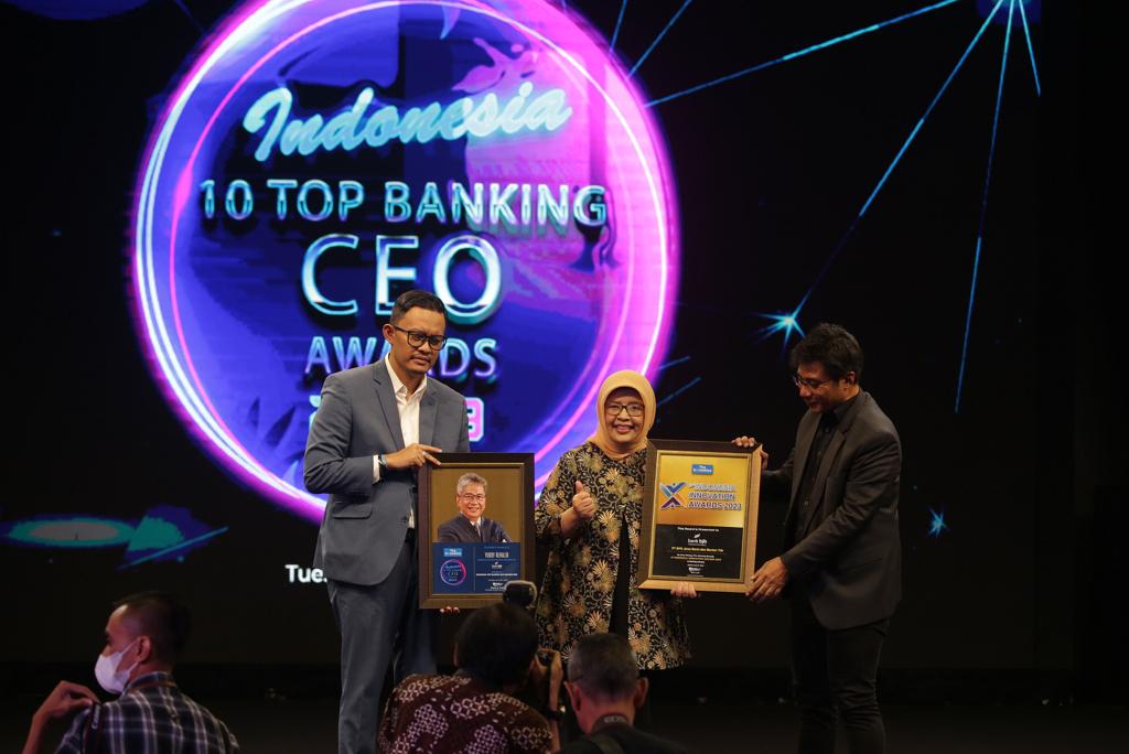 Konsisten Lakukan Inovasi, bank bjb Raih Dua Penghargaan di Ajang Indonesia Innovation Awards 2023