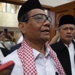 Mahfud MD setelah Salat Iduladha di Masjid Agung Semarang, Jawa Tengah, Kamis (29/06).