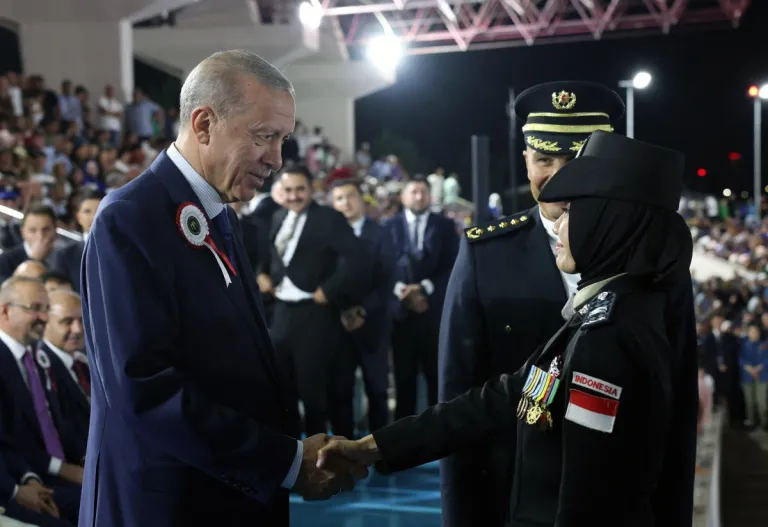 Tiga Anggota Polri Diwisuda Langsung Presiden Erdogan Usai Ikuti Pendidikan 2 Tahun di Turki