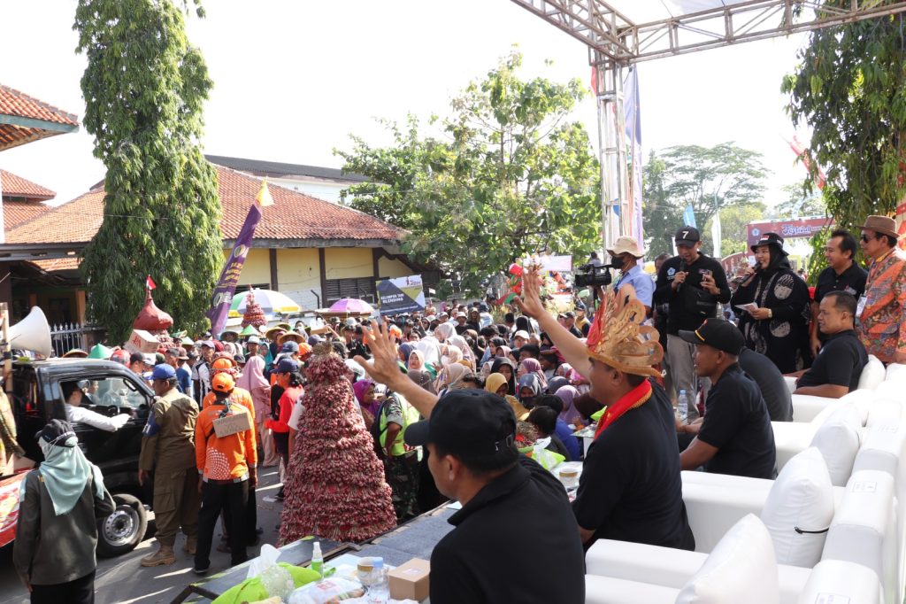 Karnaval FBM, Wujud Syukur Petani atas Hasil Panen Bawang Merah