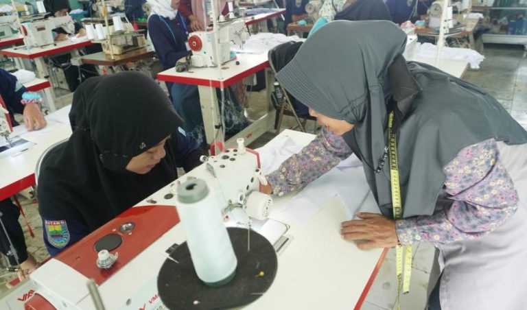 Menyandang Disabilitas, Semangat Ikuti Pelatihan Menjahit