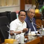 Ketua Baleg DPR Supratman Andi Agtas saat memimpin Rapat Panja Penyusunan RUU tentang Perubahan Kedua atas Undang-Undang Nomor 6 Tahun 2014 tentang Desa, Senin (03/07).