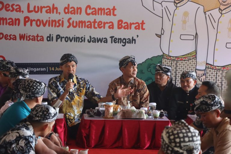 Walikota Genius Kagumi Keaneragaman Desa Wisata Lerep