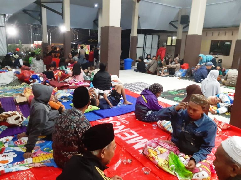 Jumlah Pengungsi Bertambah, Cak Thoriq: Semuanya Sudah Tertangani