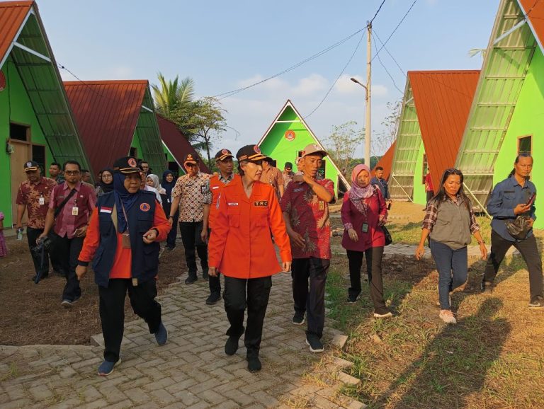 Diresmikan, Huntara untuk Korban Tanah Bergerak di Desa Karanggintung