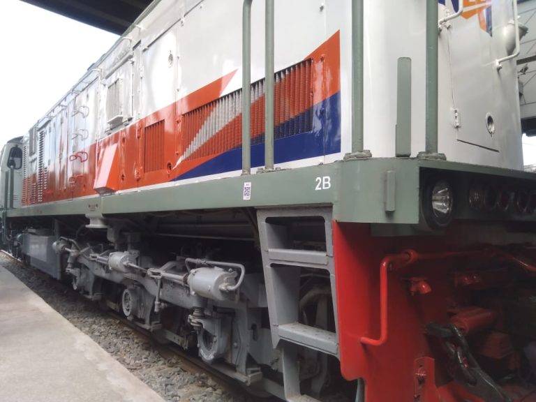 KAI Jelaskan Seputar Kereta Api Tidak Bisa Berhenti Mendadak