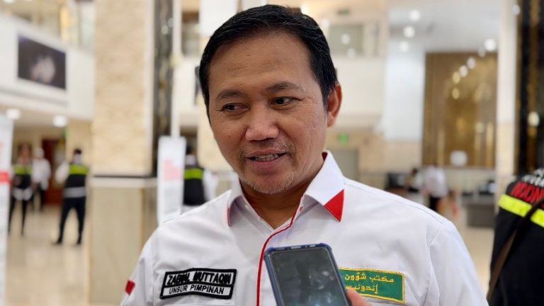 Suhu Madinah Sangat Panas, PPIH Imbau Jemaah Tidak Paksakan Arbain