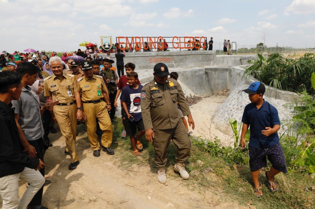 Tinjau Embung Glebeg di Rembang, Ganjar: Akan Terus Kami Tambah