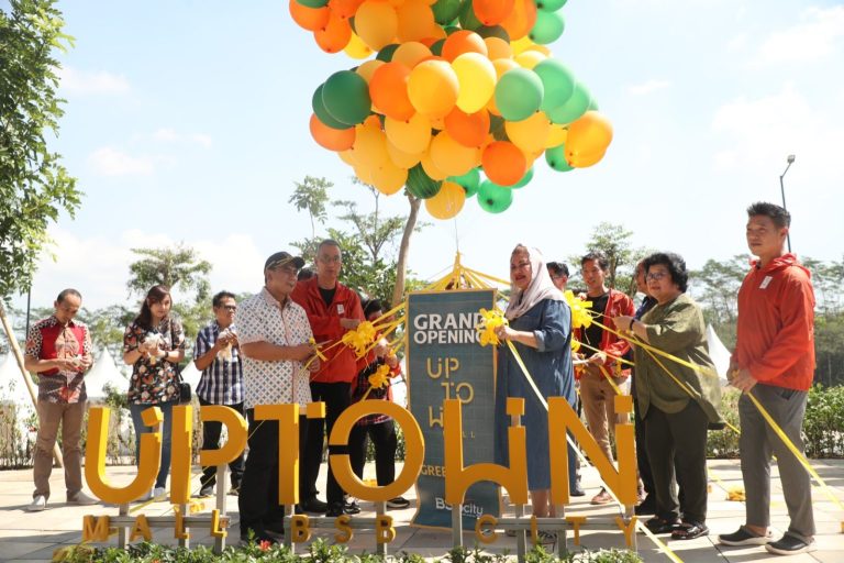 Percepatan Pertumbuhan Ekonomi, Gus Yasin Tekankan Pentingnya Gotong Royong