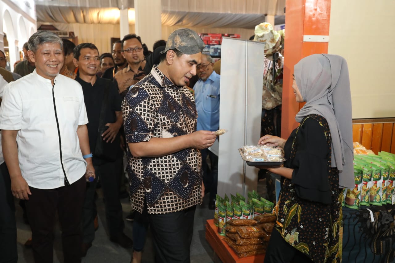 Targetkan Transaksi Rp200 M, Gus Yasin: Jateng Fair 2023 Ungkit Ekonomi Pascapandemi