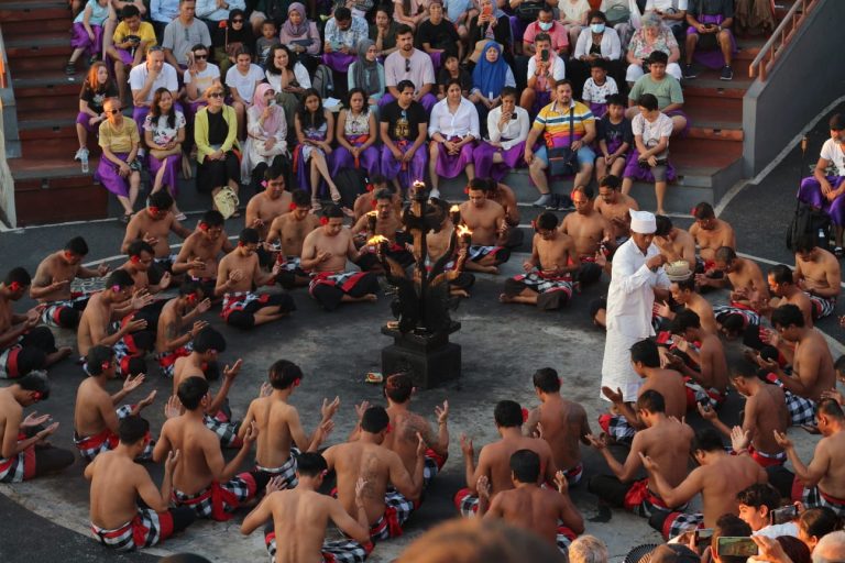 Kemenparekraf Gelar Famtrip bagi Media Tiongkok Promosikan Pariwisata Indonesia