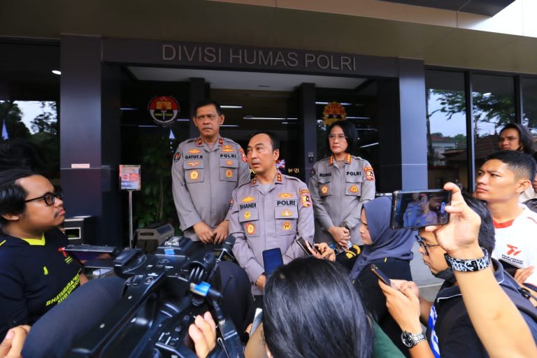 Polri Bentuk Timsus dan Gandeng PPATK Usut Transaksi Mencurigakan Panji Gumilang