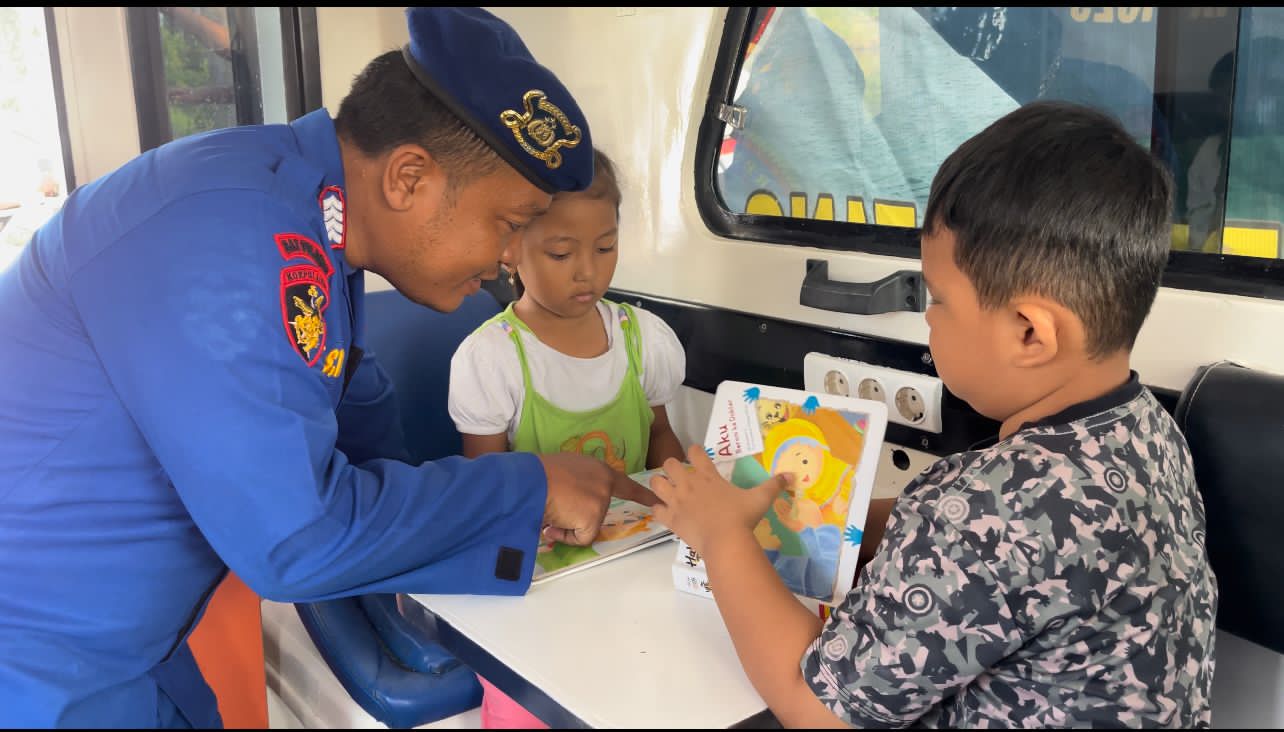 Satpolairud Polres Batang Sajikan Kapal Pintar yang Inovatif untuk Anak-anak Sekolah