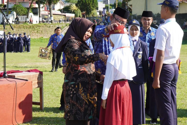 Buka MPLS Siswa Baru, Bupati Banyumas Larang Perploncoan dan Bullying