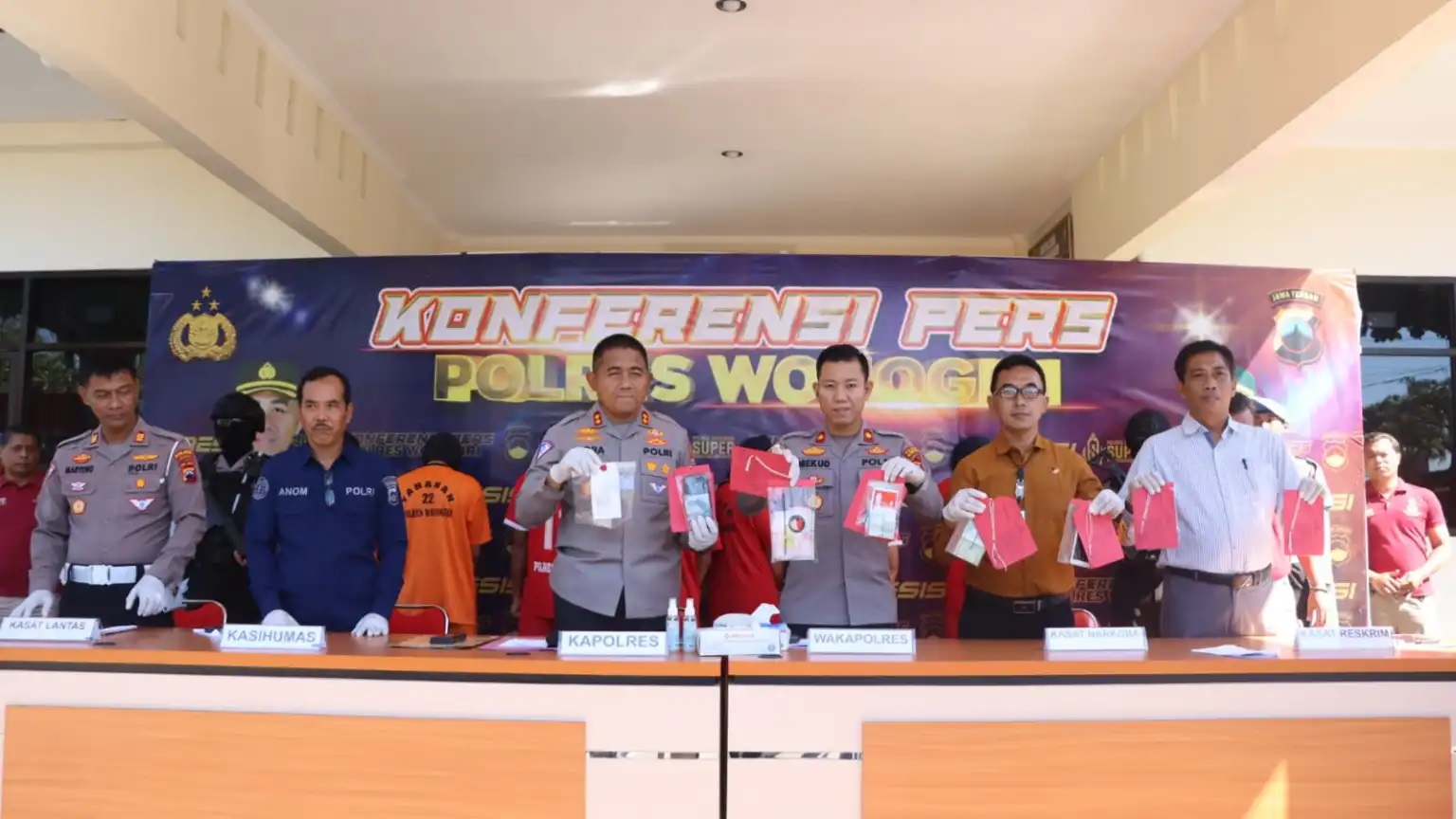 Polres Wonogiri Berhasil Ungkap Lima Kasus dengan Tujuh Tersangka