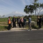 Diberi Bankeu Rp5 M dari Pemprov Jateng, Ganjar Cek Perbaikan Jalan Jumo-Muntung 