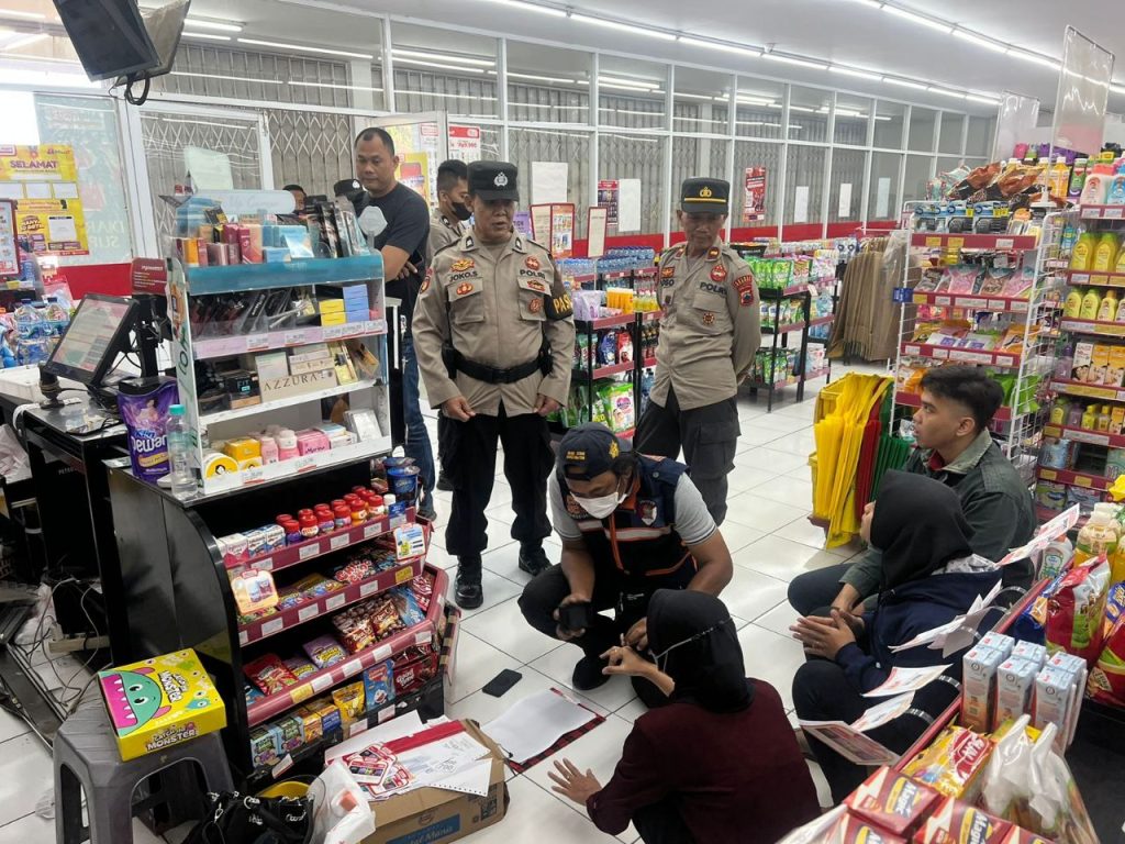 Polisi Dalami Pembobolan Alfamart, Pelaku Rusak Rekaman CCTV, Gasak Rokok Serta Uang