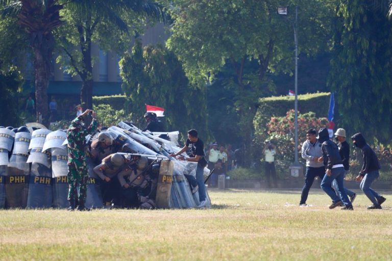 Latgab Bersama Penanggulangan Gangguan Keamanan Intensitas Tinggi Terhadap VIP Jelang Pemilu