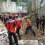 BPBD dan Tim SAR Gabungan Gerak Cepat Evakuasi Korban Longsor di Ngaliyan