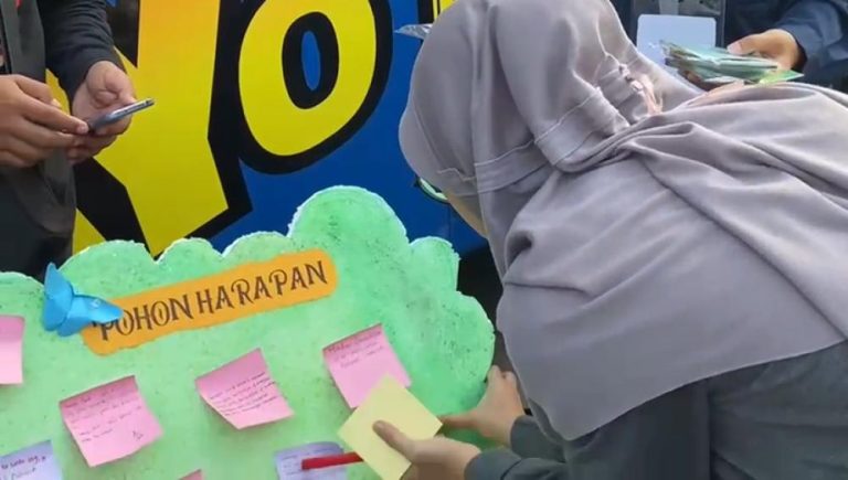 Forum Anak Batang Suarakan Aspirasi Lewat Pohon Harapan