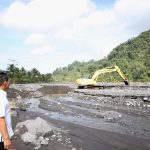 Tanggul Bronjong Darurat di Desa Purorejo Lumajang Dibangun untuk Pindahkan Aliran Sungai