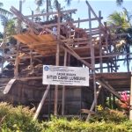 Menggunakan Kayu Prancah, Candi Lumbung Dipindah Secara Manual