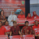 Tekan Angka RTLH, Pemkab Salurkan Bantuan Kepada 100 Warga Kurang Mampu