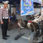 Wujudkan Zero Knalpot Brong, Sat Lantas Polres Brebes Layani Pasang Knalpot Standar Gratis