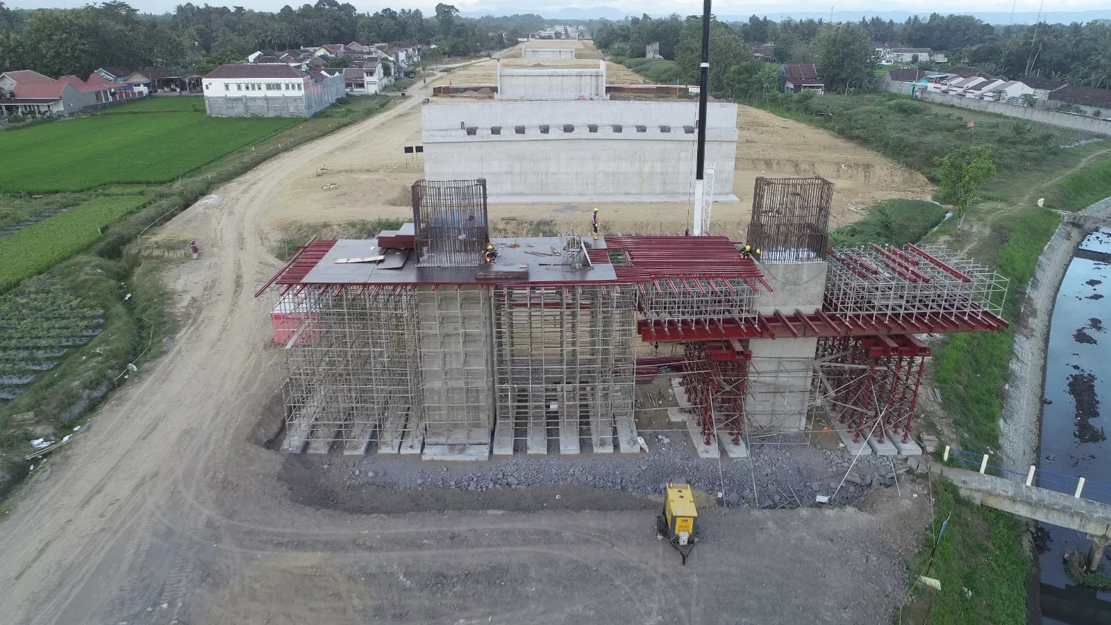 Progres konstruksi untuk Seksi 1 Junction (JC) Sleman-Banyurejo telah mencapai 31,31persen.