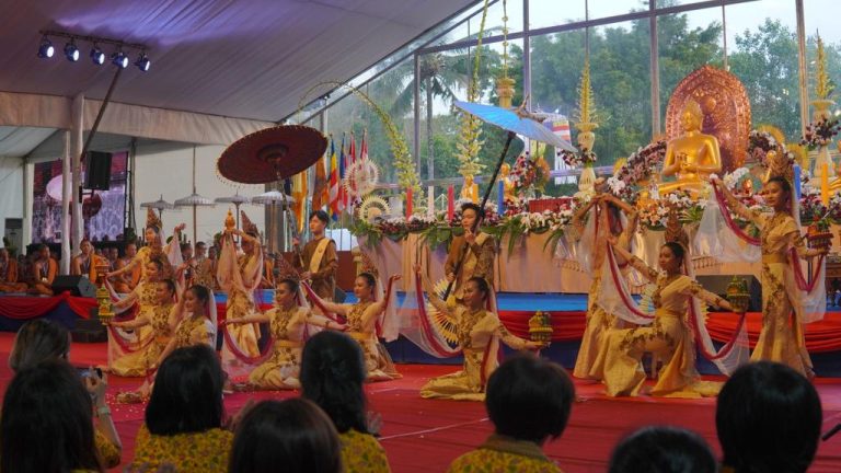 Rayakan Hari Asadha 2567 BE, Borobudur Gelar Asalha Mahapuja