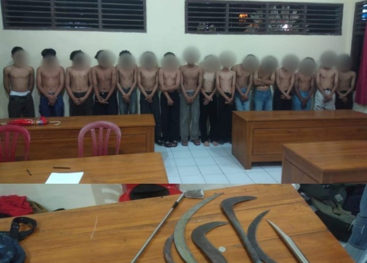 Diduga Hendak Tawuran, Belasan Remaja Bersajam Diamankan Polsek Wangon Banyumas
