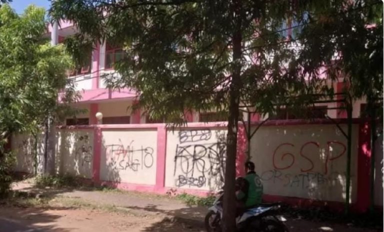 Langgar Perda Keteriban Umum, Maraknya Fenomena Vandalisme