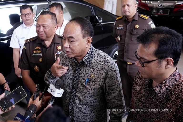 Menkominfo: Pembangunan BTS 4G Harus Terwujud Karena Menyangkut Nasib Rakyat